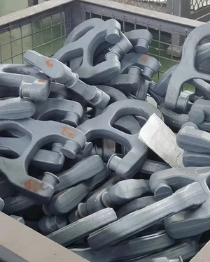 أدوات الرفع والتثبيت شبه الجاهزة ومستودعاتها